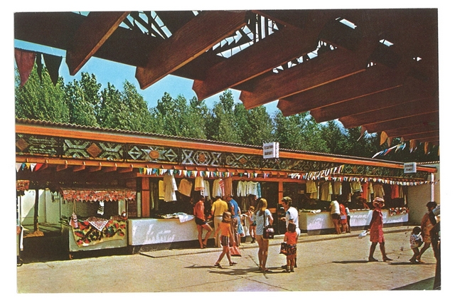 1977 - Mangalia Nord - Neptun. Bazarul